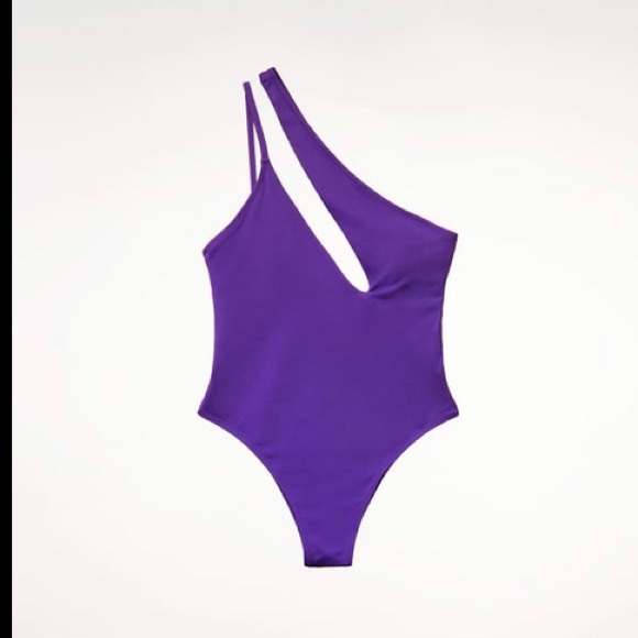 Zara Other - NWT XL Zara cut out swimsuit